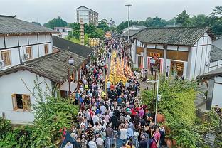 国足1-2不敌中国香港，现场球迷拍摄的一些画面